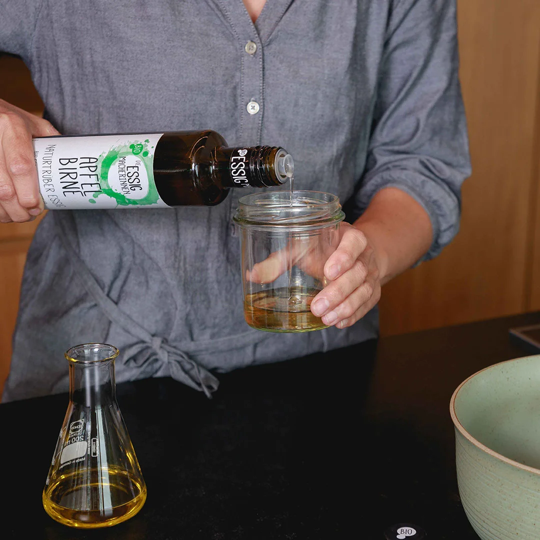 Gärungsessig ins Glas