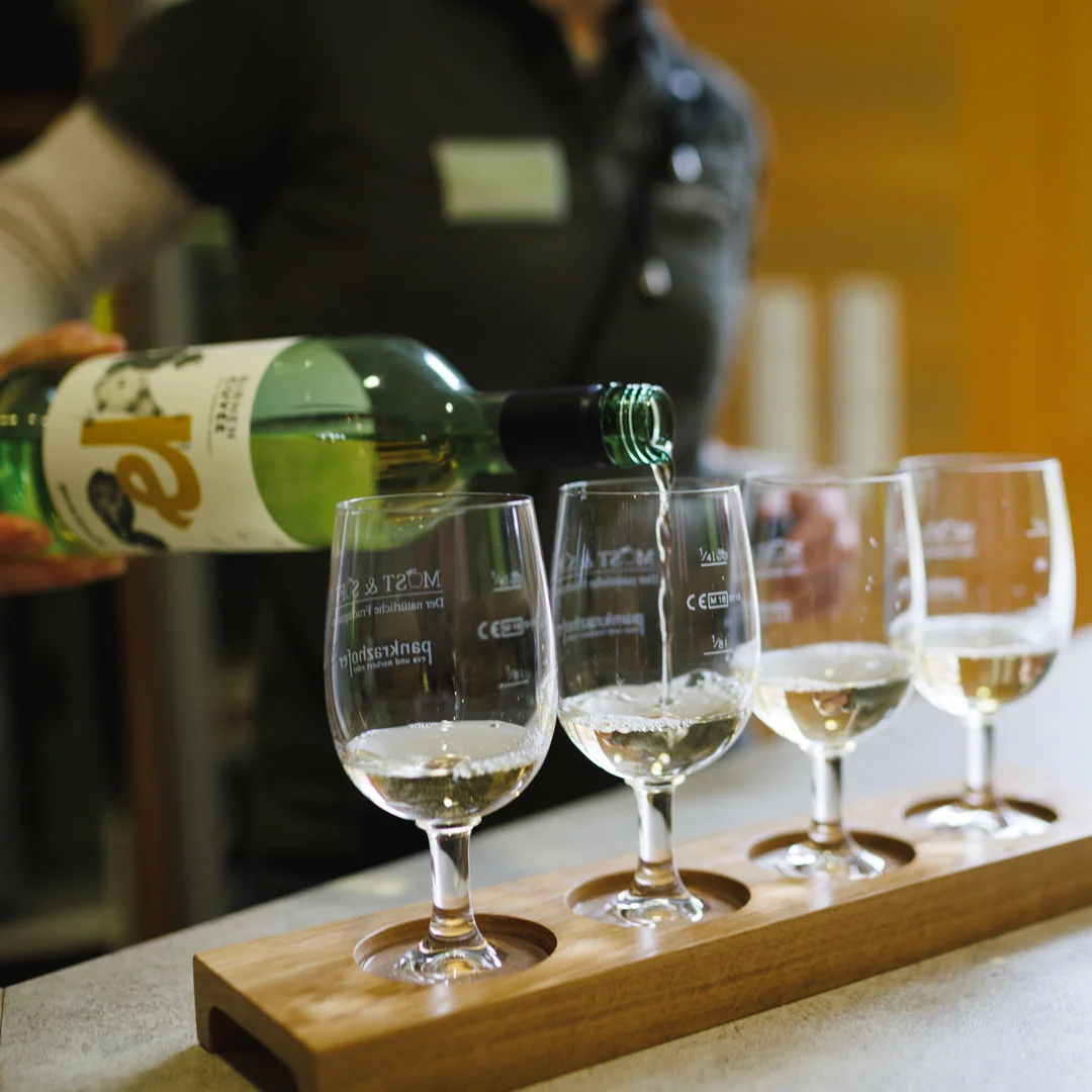 Einschenken-Verkostungsbrett